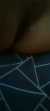 Cô bán vé số dạo quyến rũ, khách trúng số địt mừng