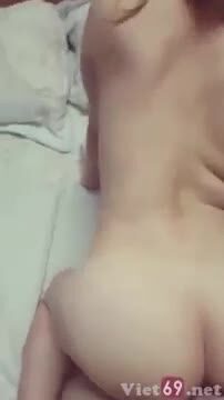 Vợ cũ nhắn tin nhớ cặc, hẹn gặp địt một đêm